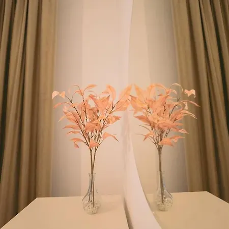 House By The 6 Διαμέρισμα *