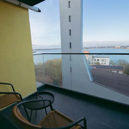 House By The 6 Apartamento *
